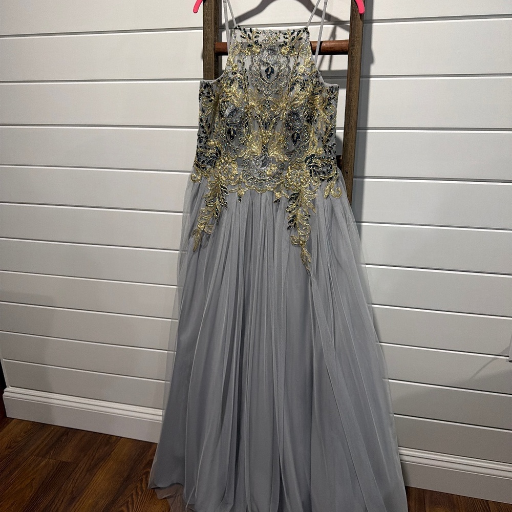 Betsy and Adam gown - Picture 1 of 2